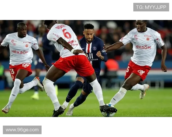 申花双将临危受命掌中场大权 申花双将临危受命掌中场大权